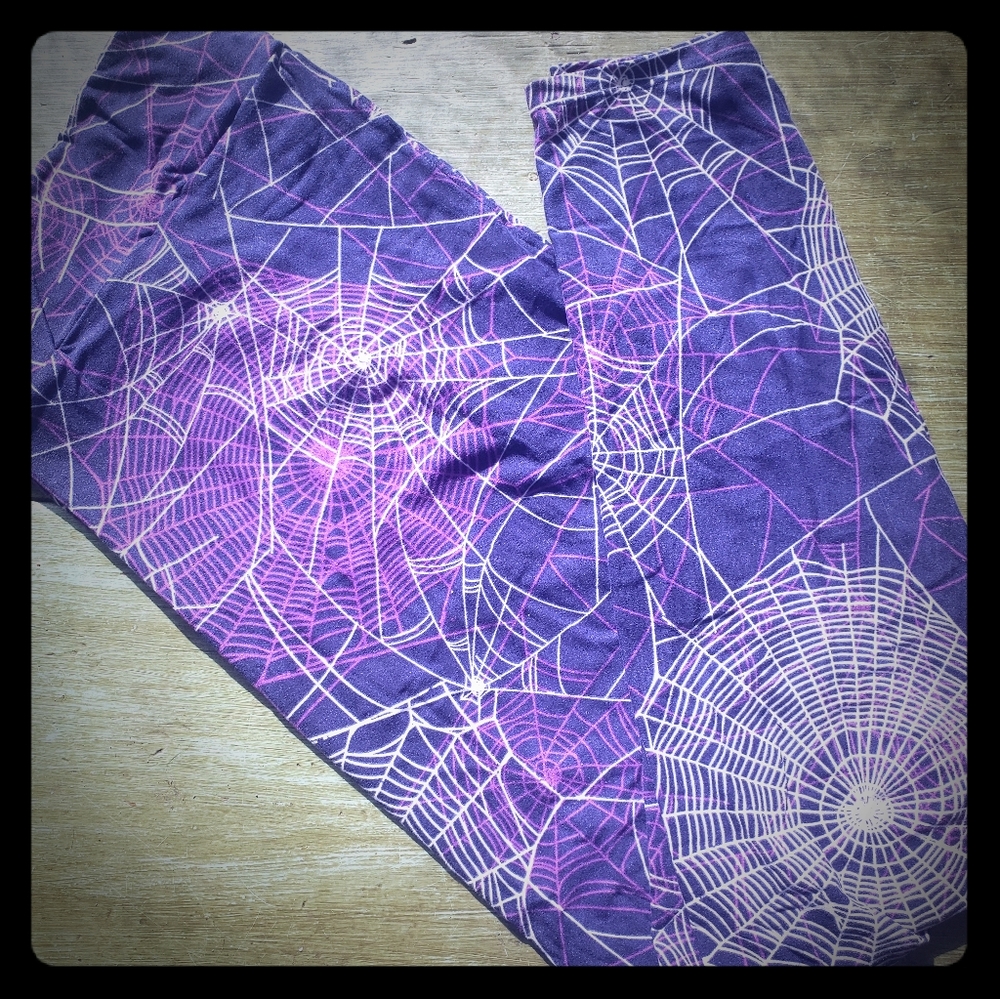Lularoe Leggings Purple Spiderwebs